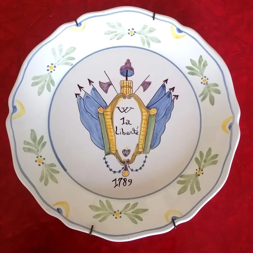 Assiette révolutionnaire 1789 faïence de Nevers 