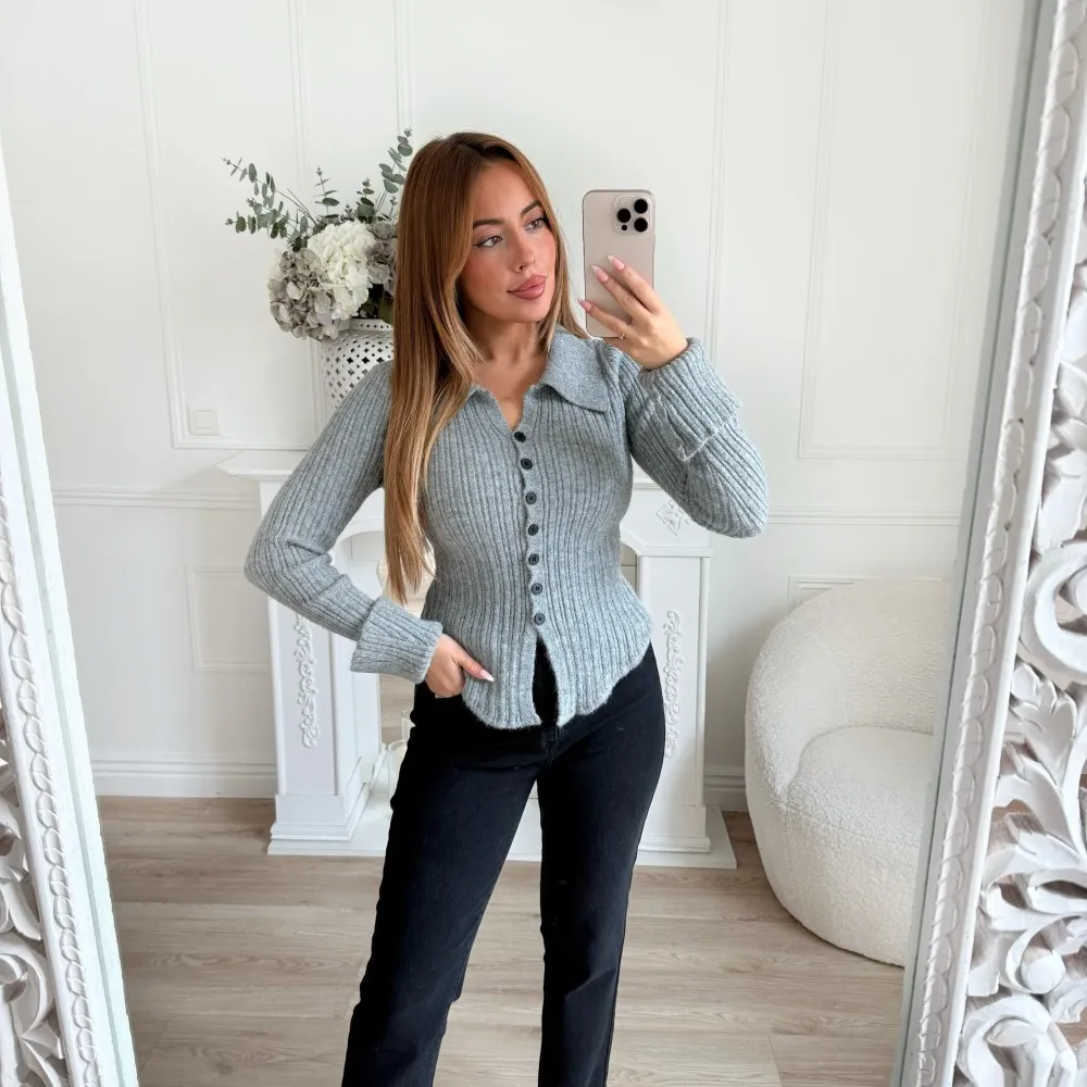 PULL AVEC COL GRIS CHINÉ