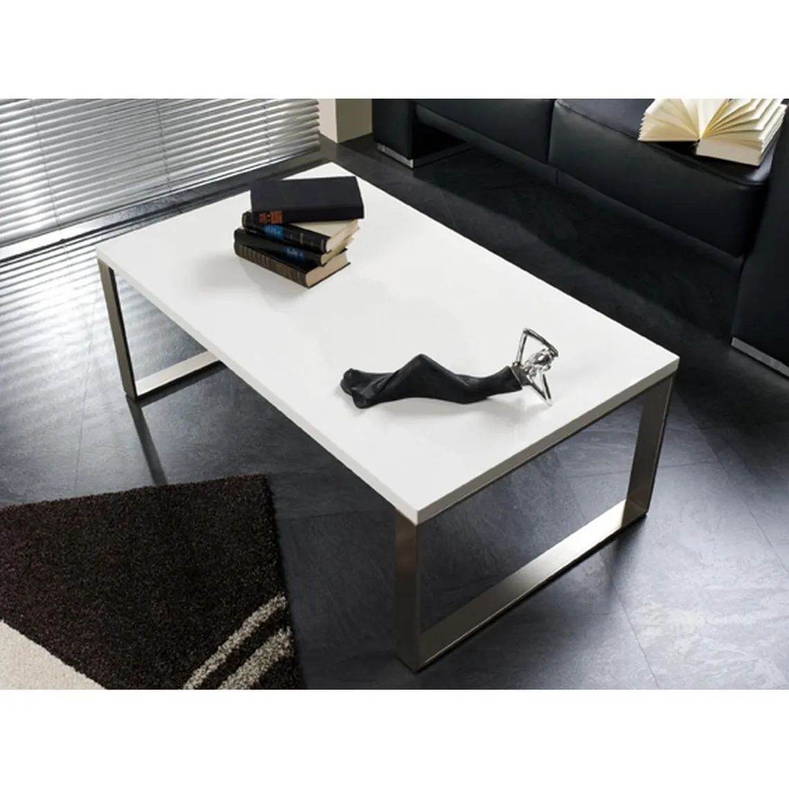 Table basse en acier inoxydable et plateau blanc  | 3 Suisses