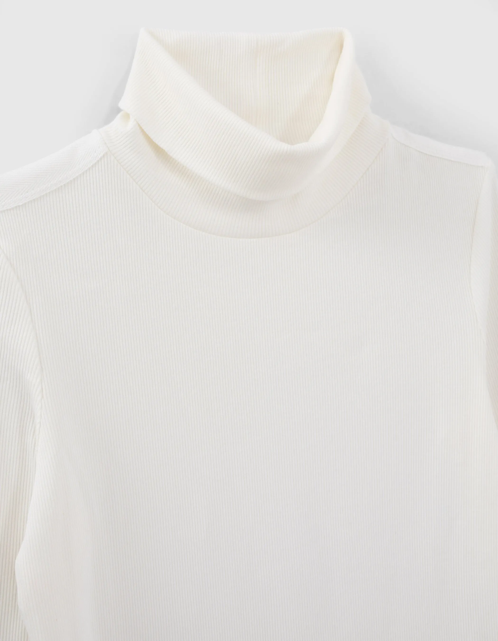 Tee-shirt col montant manches longues écru femme